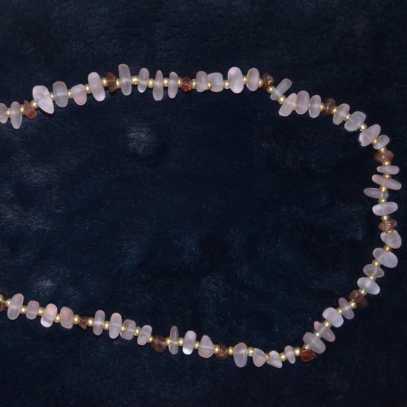 Handmade Necklace Pink Glass & Quartz Natural Stones Beads Elastic 10' in half - Picture 3 of 4